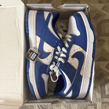 Nike SB Dunk Low Supreme