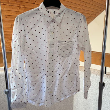 White Shirt with Pattern