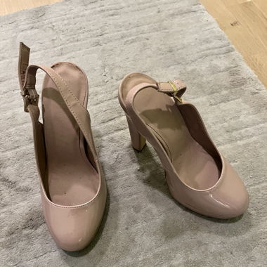 High Heels Nude Lack