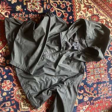Cropped rain coat black 