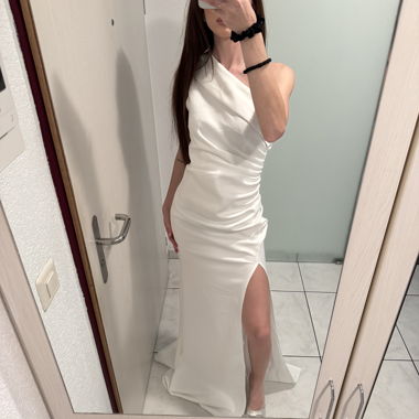 White One-Shoulder Evening Dress