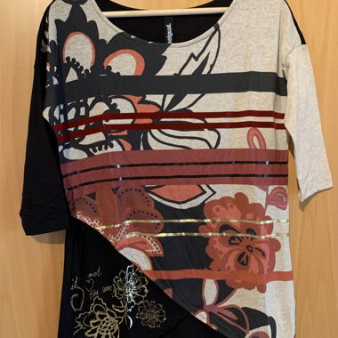 Top Desigual taglia 36