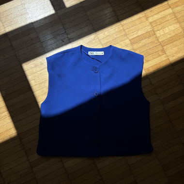 Zara blue sleeveless vest