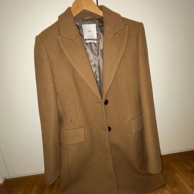 Manteau camel en laine mélangée Mango 