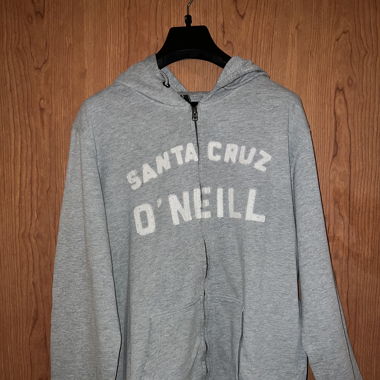 Pull à capuche