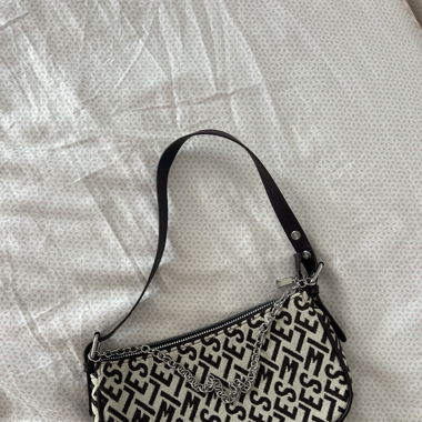 Trendige Handtasche