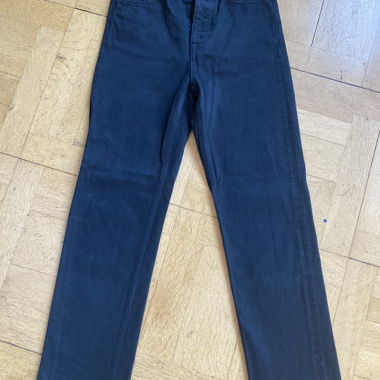 Schwarze Zara Jeans mit Raw-Hem