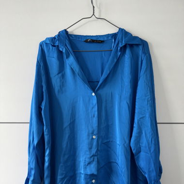 Blaues Hemd