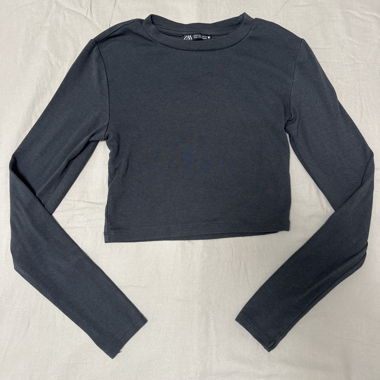 Langärmeliges Crop-Top