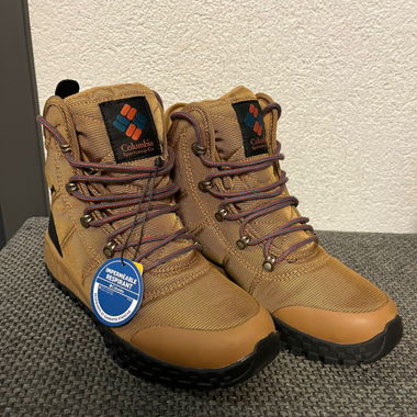 Columbia winter shoes