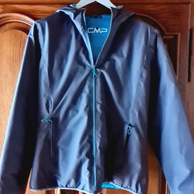 CMP wattierte Jacke mit Kapuze