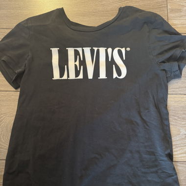Levis Shirt