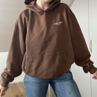 Hoddie von saintre studios