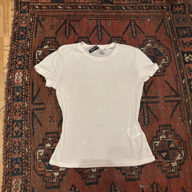 T-shirt transparent