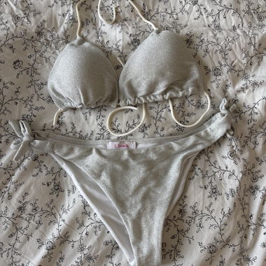 Set bikini argento