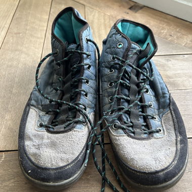 Patagonia Hiking Shoes - super rare!