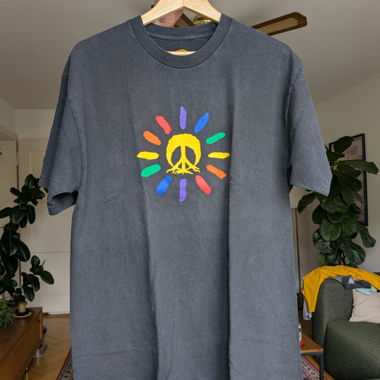 T-shirt grafico Gnarly