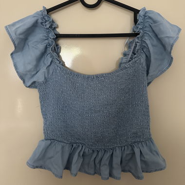 Blaues Top 