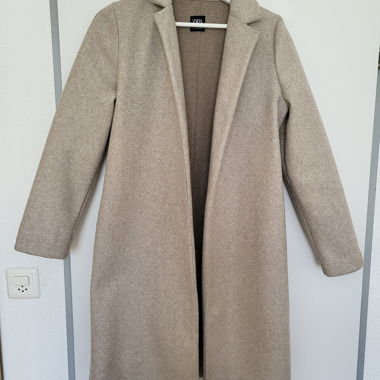 Zara Mantel knielang