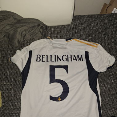 Real Madrid Heim Trikot 23/24 #5 Bellingham