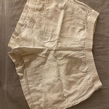 Weisse leinenshorts