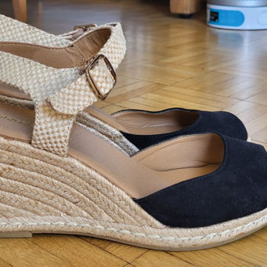 Sandali con zeppa