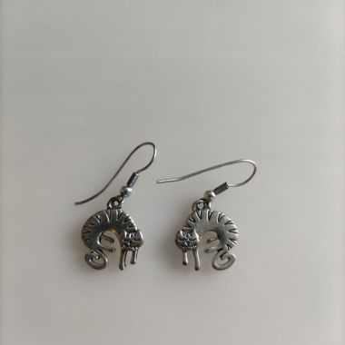 Cat Earrings in Silver