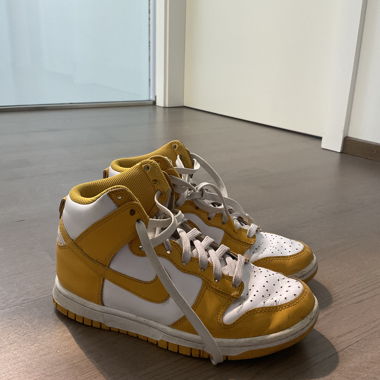 Nike high-top sneakers jaune