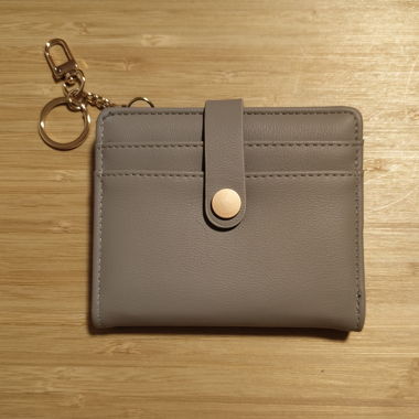Card wallet with keyring