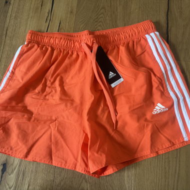 Adidas Badeshorts orange NEU