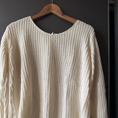 Pull boutonné dans le dos 