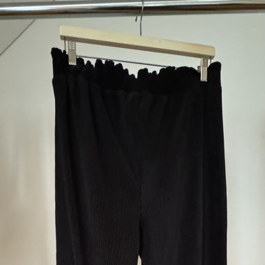 schwarze Hose