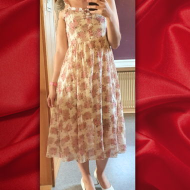 Kleid mit Blumen-Print