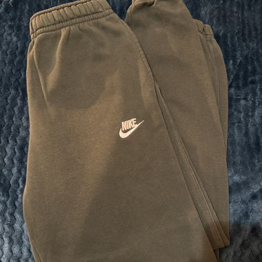 Nike-Jogginghose Kaki