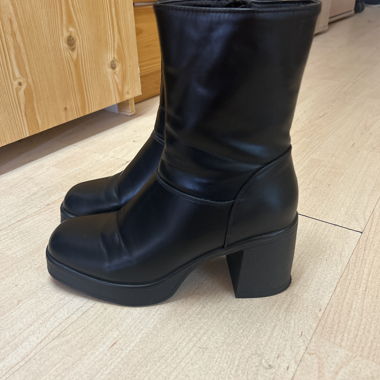 Bottes noires 