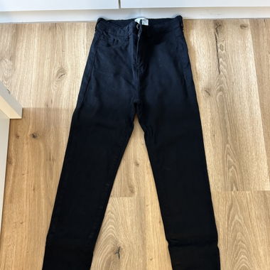 Schwarze Skinny Jeans
