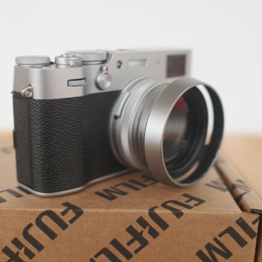 Fujifilm X100V, neuwertig und gut erhalten