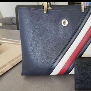 Tommy Hilfiger Damenhandtasche und Portemonnaie