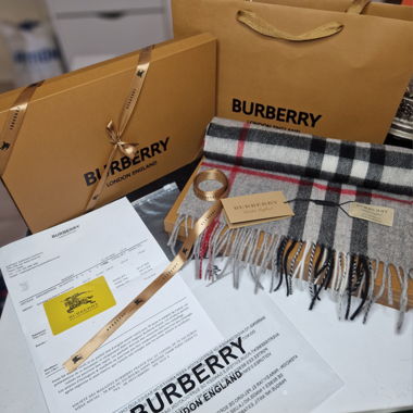 Burberry cashmere scarf grey check