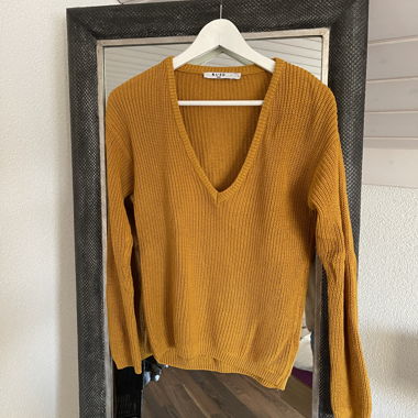 Mustard yellow knit sweater