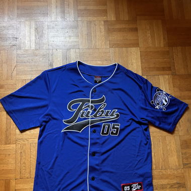 T-shirt/ chemise de baseball fubu 