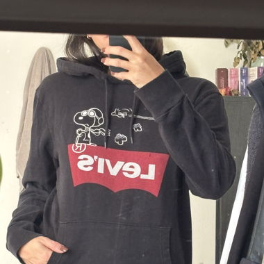 Sweat à capuche LEVIS, noir.