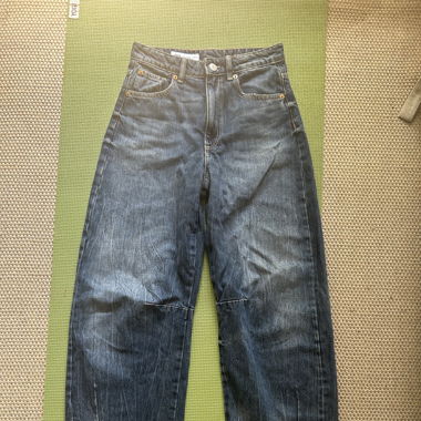 ZARA Barrel Jeans 