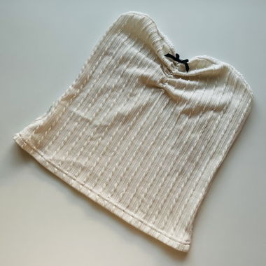 Top bianco senza maniche