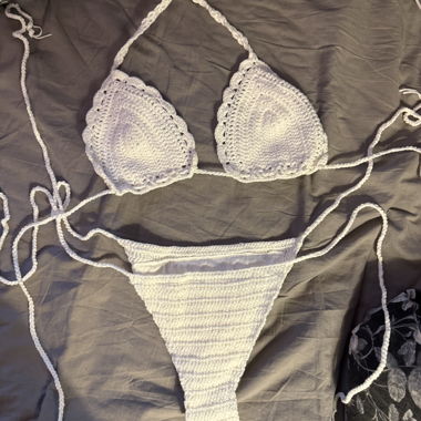 Weisses Bikini-Set