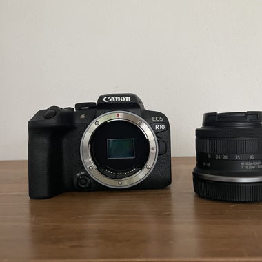 Canon EOS R10 mit RF-S 18-45mm f4.5-6.3 