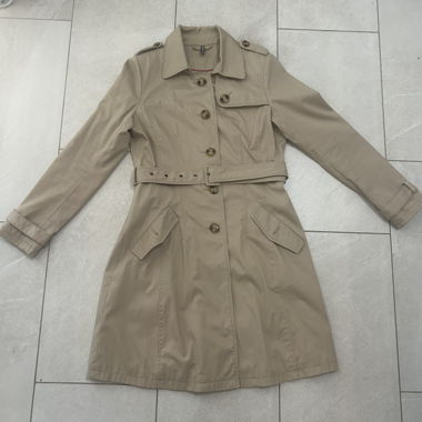 Beiger Trenchcoat von Naf Naf