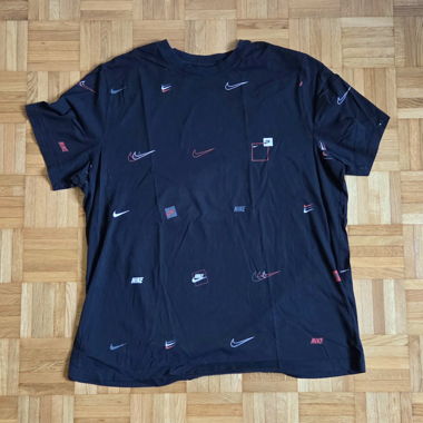 Nike Black T-Shirt
