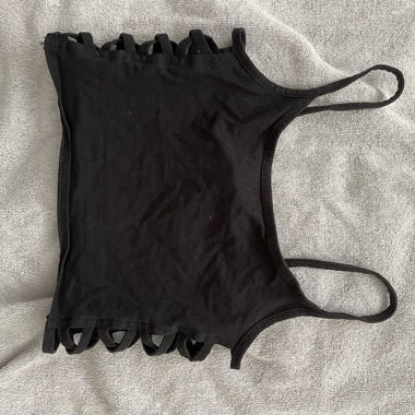 Schwarzes Top