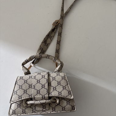 Sac bandoulière monogramme